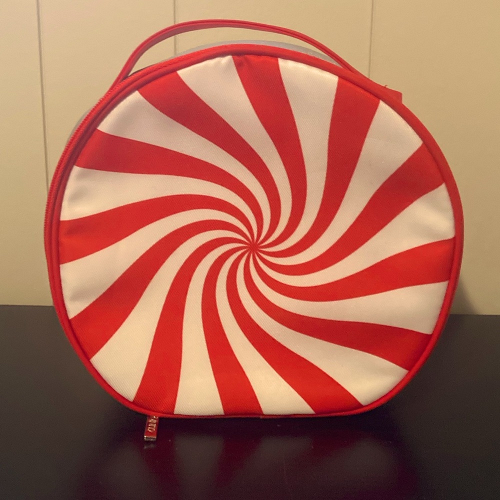 Clinique Peppermint Train Case
